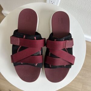 Fitflop Alyssa Adjustable Strap Slides Sandal Womens 9 Comfort Maroon Summer